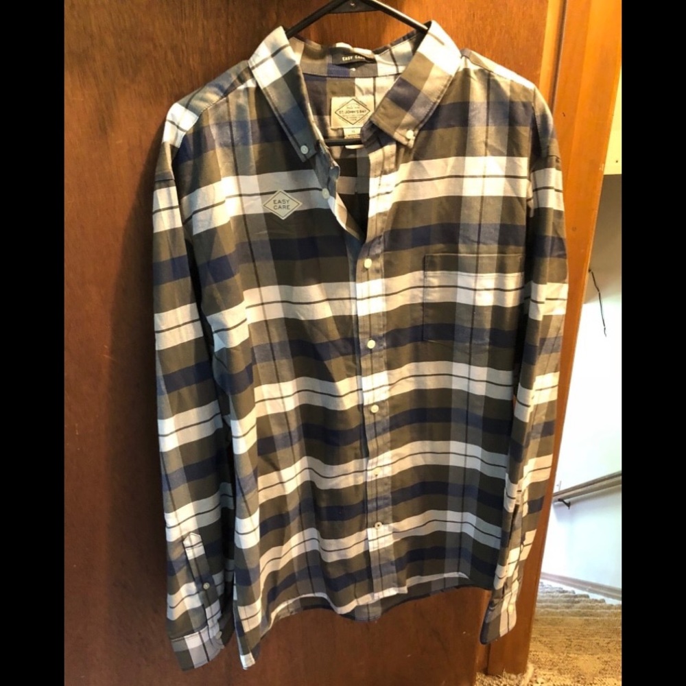 St Johns Bay men’s long sleeve shirt